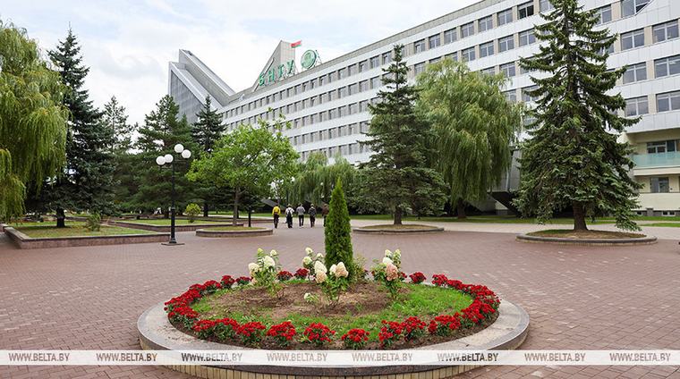 Реконструкция "Корабля" закончилась. В Минске открыли обновленный корпус БНТУ