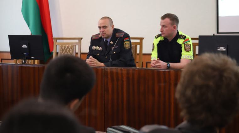 Правовая азбука для студентов-иностранцев: правоохранители провели встречи в вузах