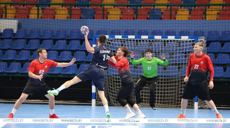 "Мешков Брест" и минский СКА выиграли стартовые матчи гандбольного чемпионата Беларуси