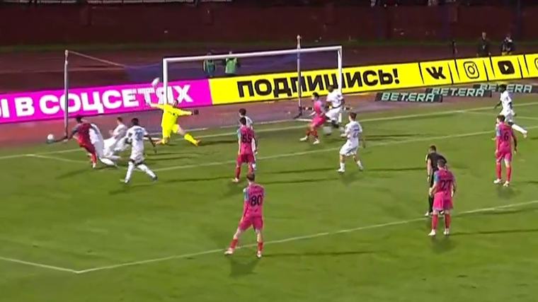 3 Вчера, 23:24 • Высшая лига «МЛ Витебск» и «Динамо» сыграли без голов, а в перерыве устроили стычку: ничья в пользу «Ислочи»