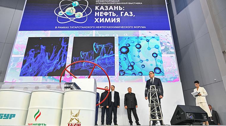 Нефтегазохимический комплекс динамично развивается в условиях современных вызовов
