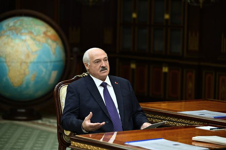 В центре внимания Лукашенко — система образования и развитие Минска. Подробности из Дворца Независимости